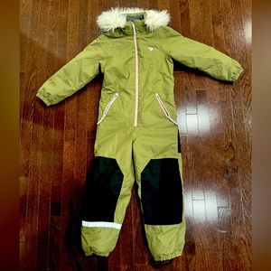 Girls - H & M Snowsuit Size 5/6 Excellent condition. Wore once.